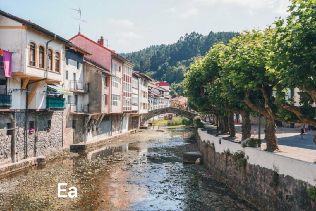Apartmán Monzubi Etxi Guernica y Luno Exteriér fotografie